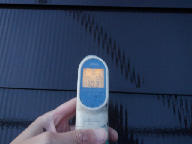 17時　トタン屋根　表面温度