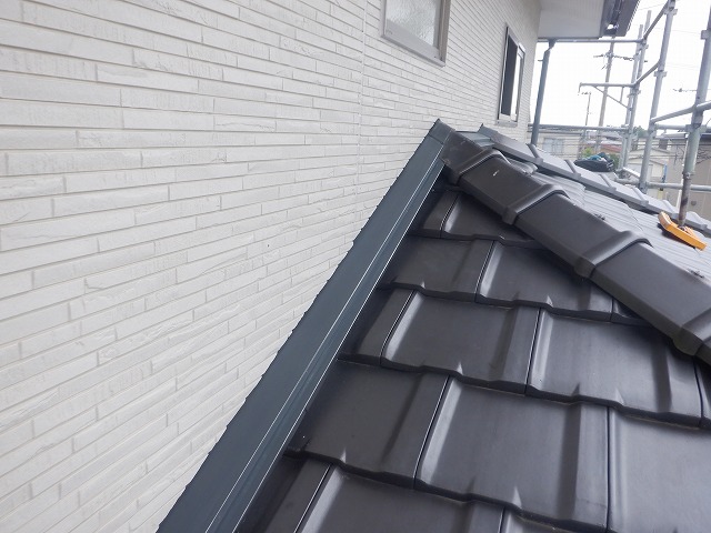下地処理が完了した雨押え板金